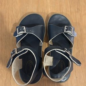Footmates Tide navy sandals size 10